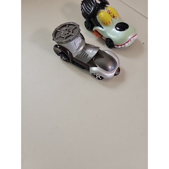 Disney Racers Diecast Runaway Brain Mickey Mouse & Steamboat - Picture 4 of 7